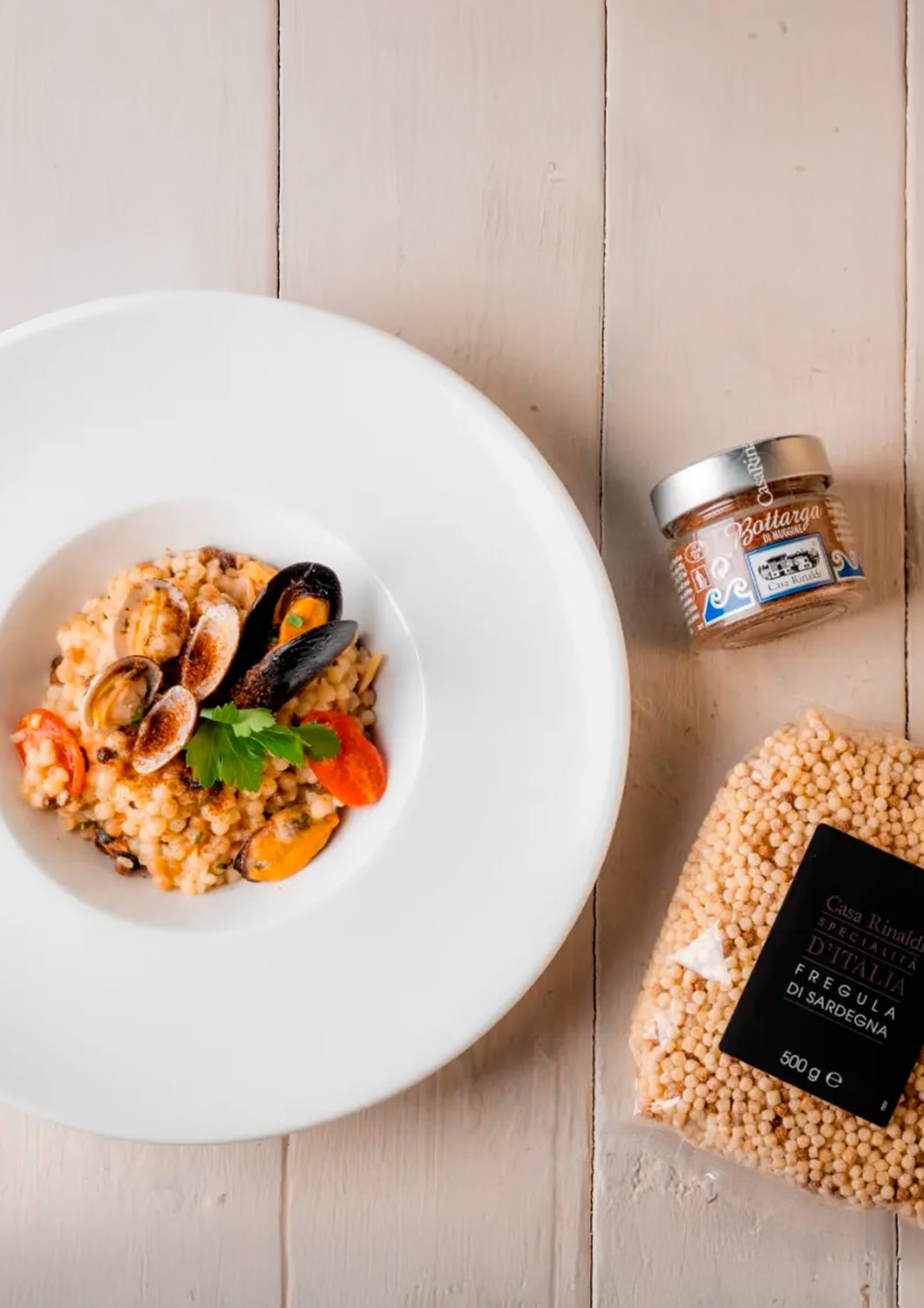Fregula con vongole e bottarga